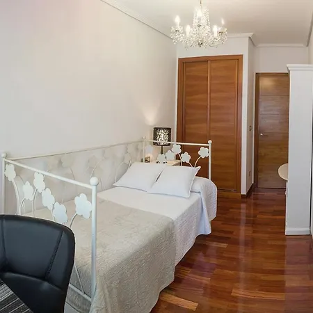 Апартаменты Sakura Homes Torre De Hercules 4 Plazas Ла-Корунья