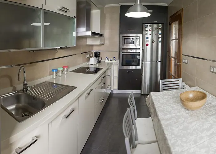 Sakura Homes Torre De Hercules 4 Plazas *