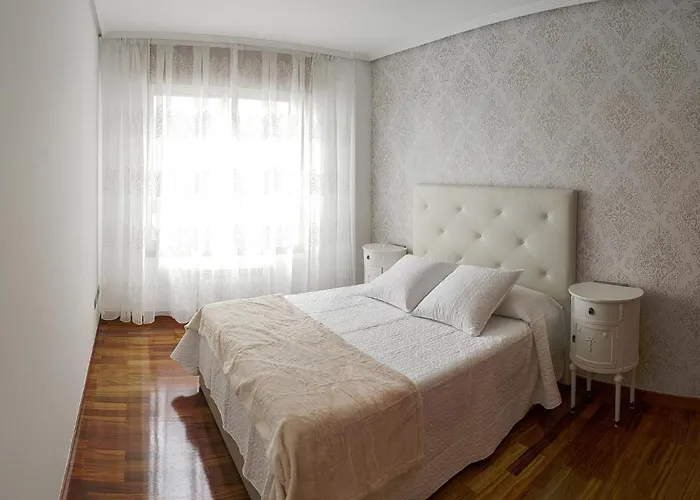 Sakura Homes Torre De Hercules 4 Plazas A Coruña